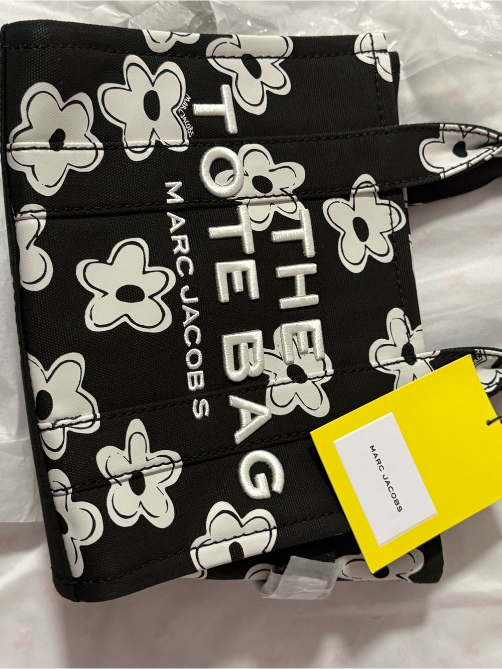 Marc Jacob’s The Daisy Tote Bag small